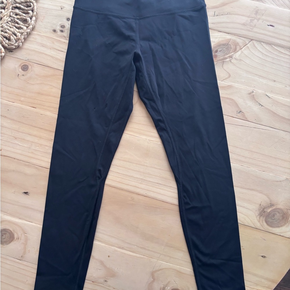 Lululemon 7/8 length Size 6 Black High-Waisted Leggings